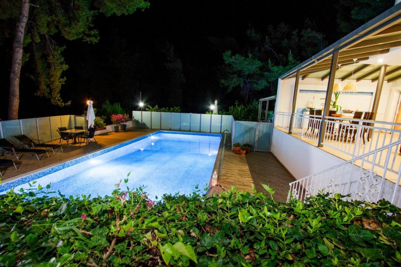 Muses Villas Resort Sani  외부 사진